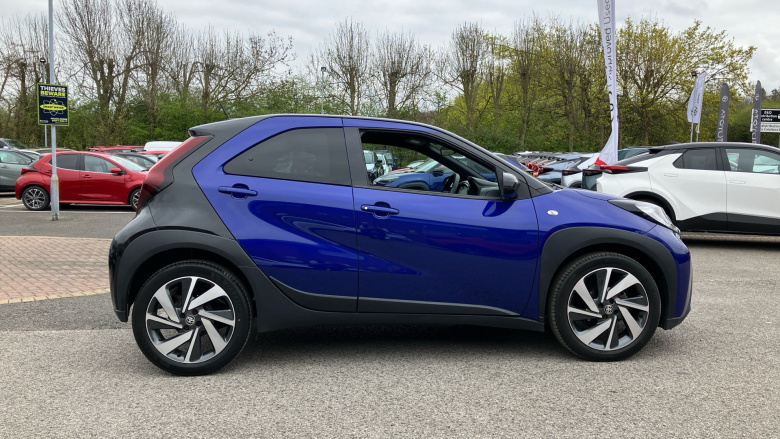 Toyota Aygo X 1.0 VVT-i Edge 5dr Petrol Hatchback